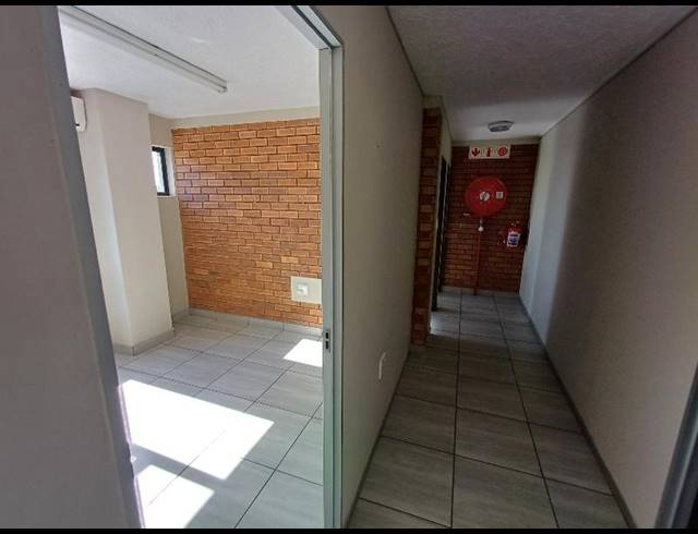 INDUSTRIAL PROPERTY TO RENT IN HENNOPSPARK